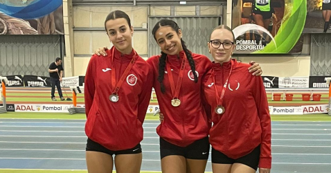 ALESSANDRA SANTOS VENCE O TRIATLO TÉCNICO SUB-16