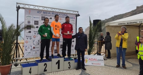 Mariana Vidinha e Tiago Conde em destaque na Meia da Nazaré