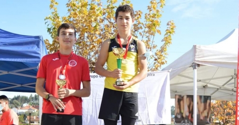 David Gregório no pódio na Caranguejeira