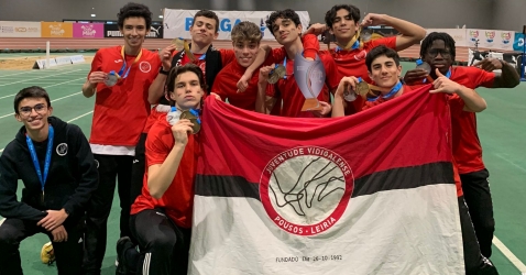 HISTÓRIA - CAMPEÕES NACIONAIS DE SUB-18 MASCULINOS EM PISTA COBERTA PELA PRIMEIRA VEZ!!!